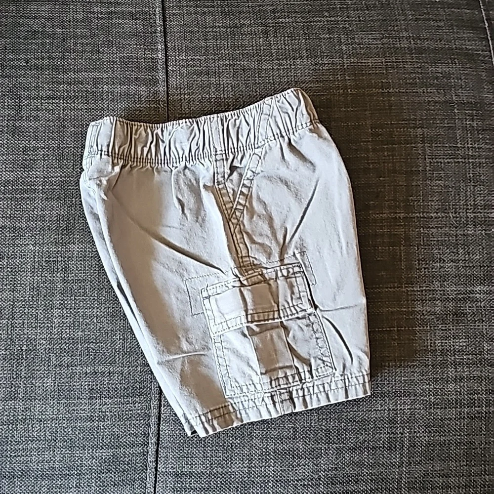 The Children's Place Shorts Size 18-24 Month